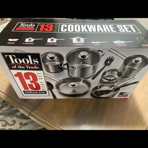 Brand new tools of the trade 13 piece cookware set, unopened, never used